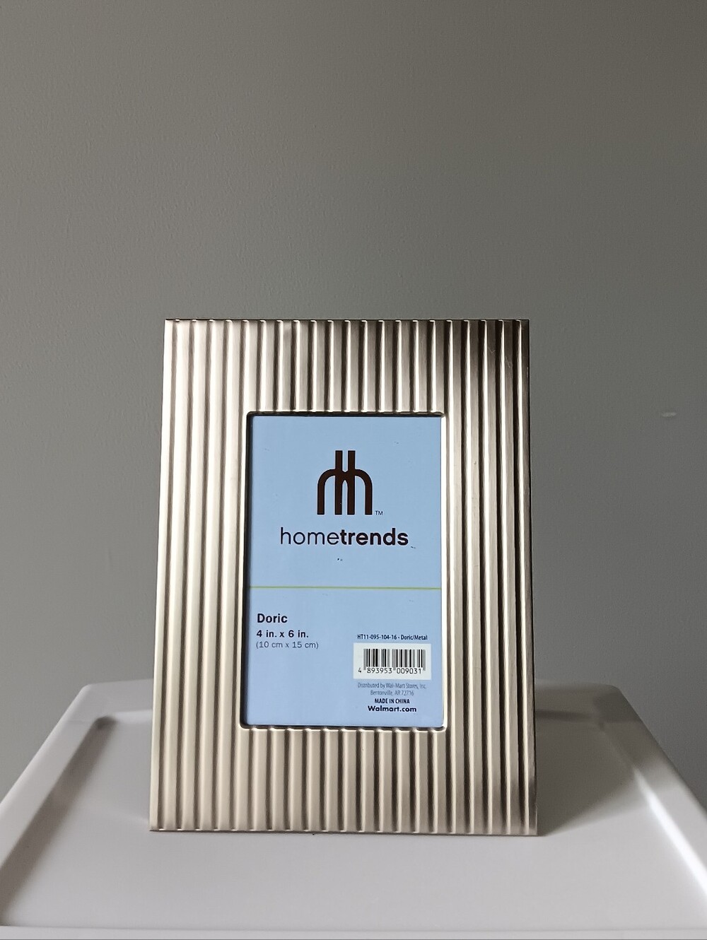 Metallic Silver Ribbed Texture Picture Frame 4" x 6" Doric HomeTrends Tabletop